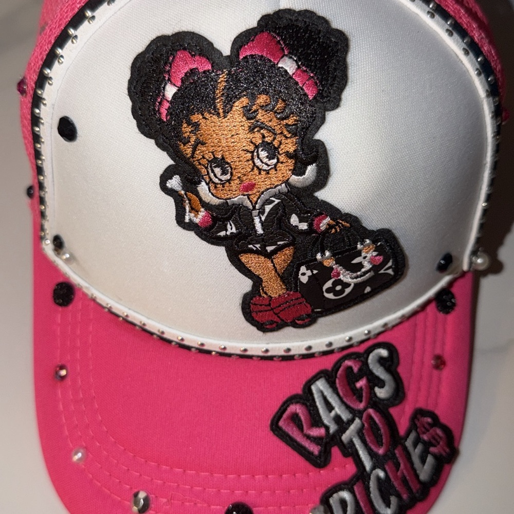 Rags to Raches Pink Embroidered Women's Hat
